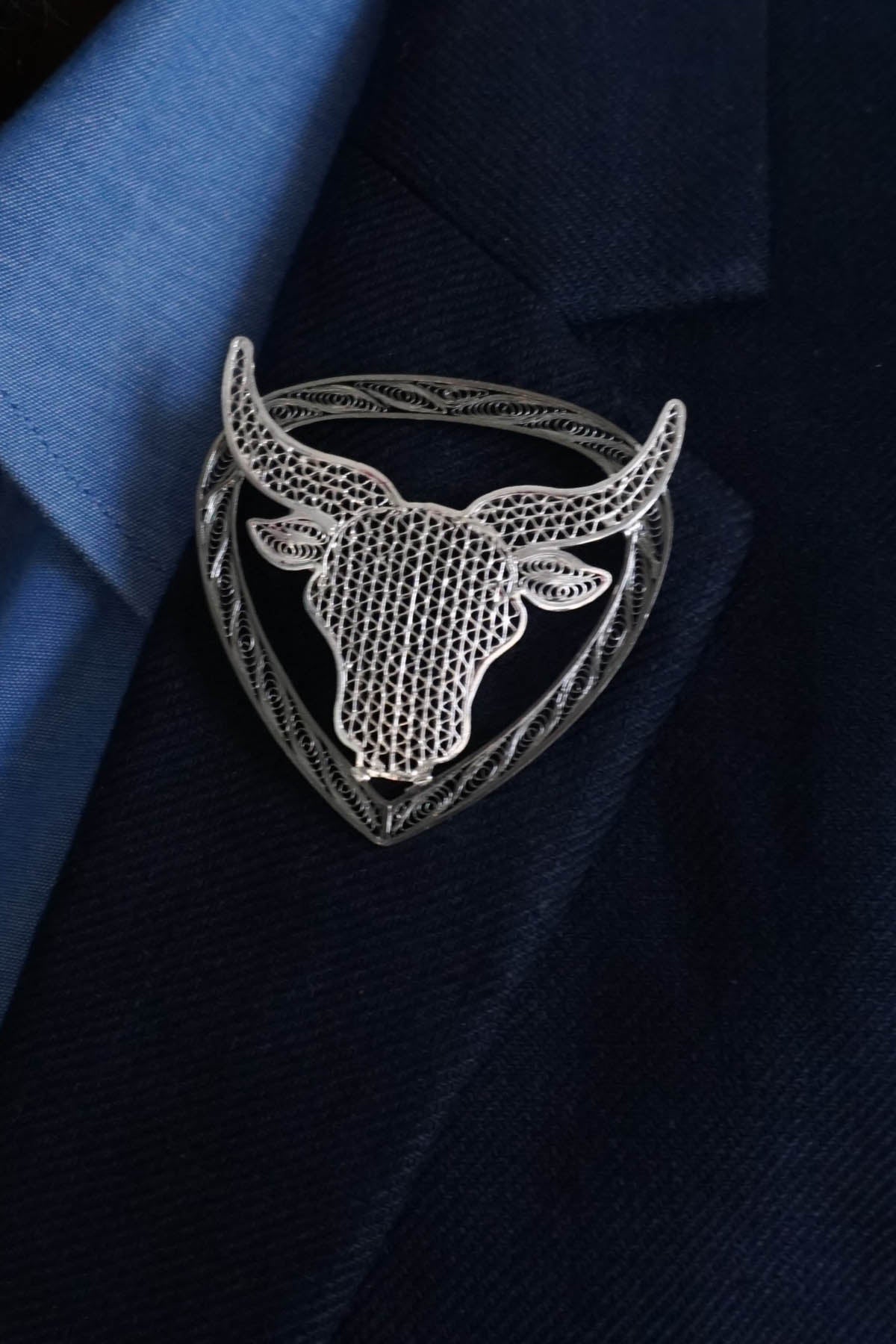 Exquisite Silver Bull Brooch