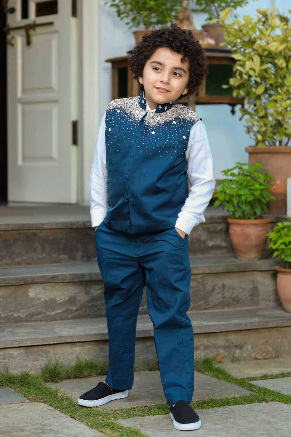 Buy Kids Designer Littleens Embroidered nehru jacket with metallic finish Online at ScrollnShops