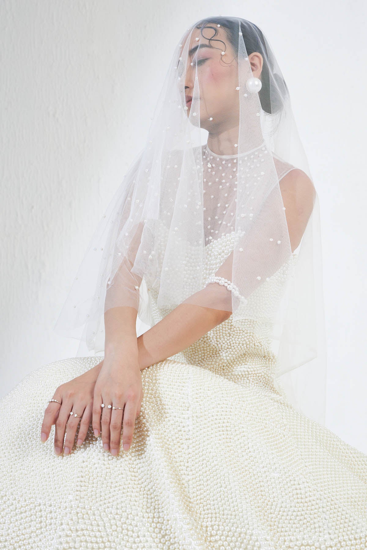 White Mermaid-Cut Pearl Gown