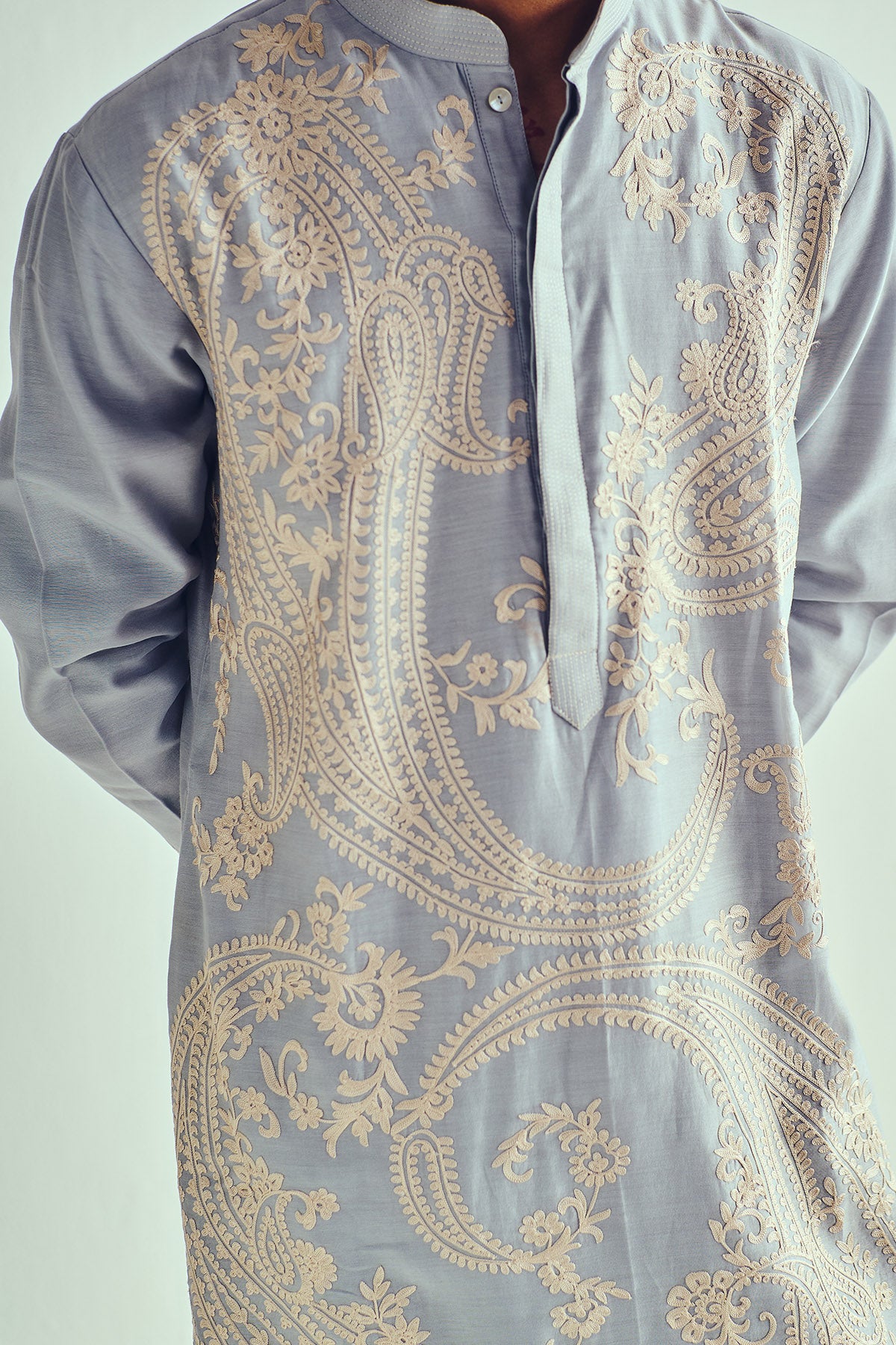 Aari Embroidered Blue Kurta Set