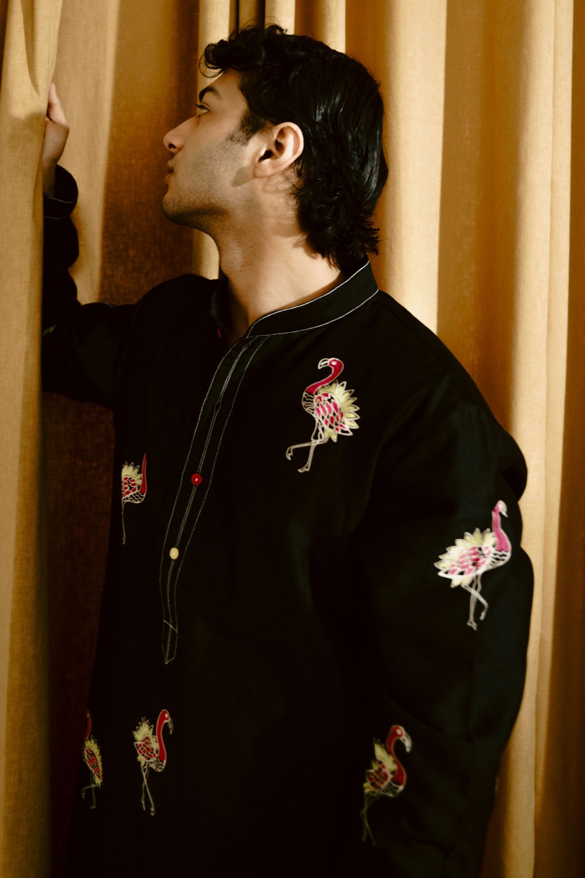 Aari Embroidered Kurta & Pants