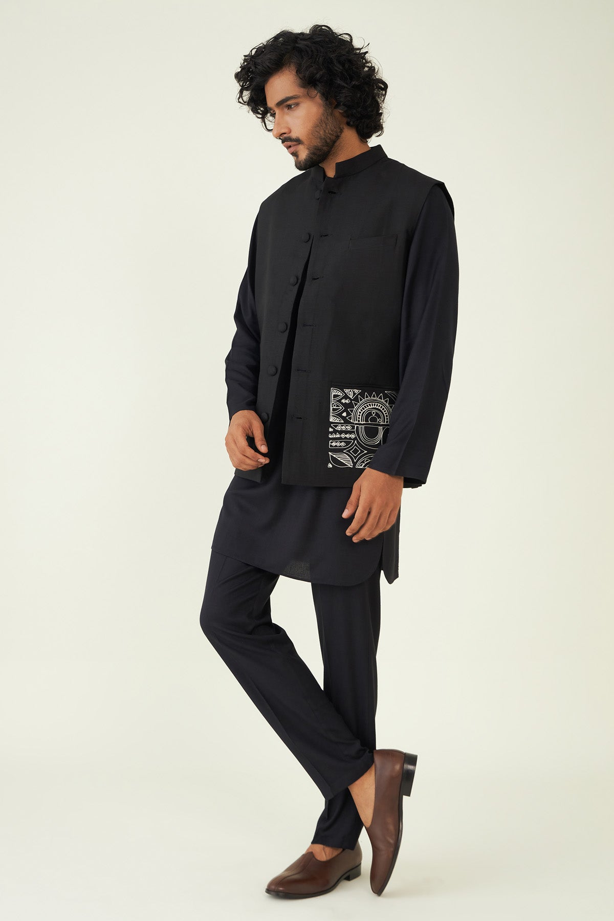 Abstract Embroidered Bundi Set