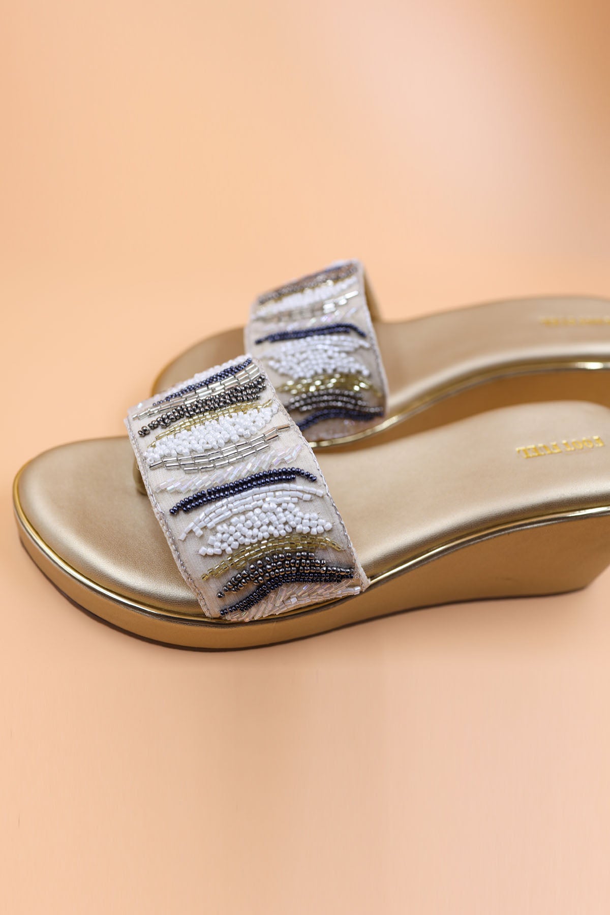 Anchor Thread Gold Work Wedges