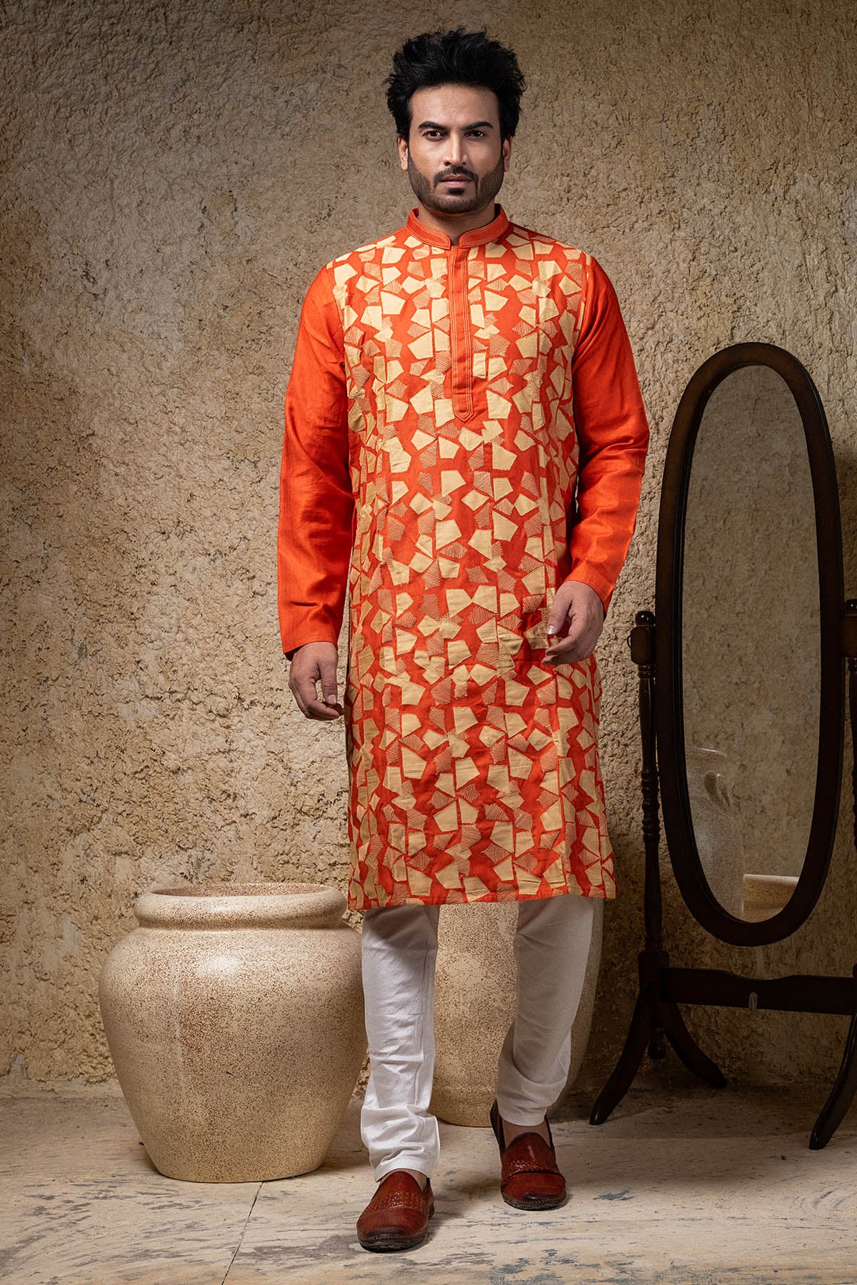 Applique Work Rust Kurta Set