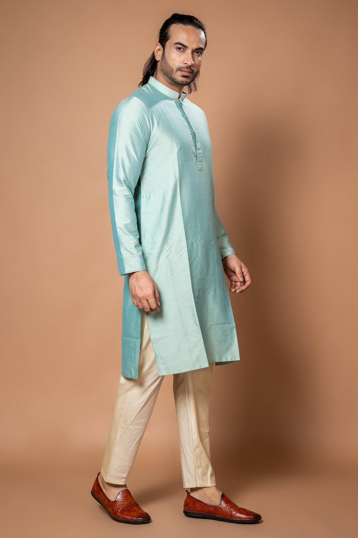 Priyanka Haralalka Aqua Blue Cotton Silk Kurta Set for men online at ScrollnShops