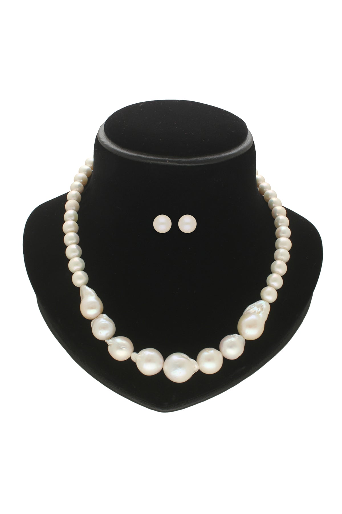 Baroque Pearl White Necklace