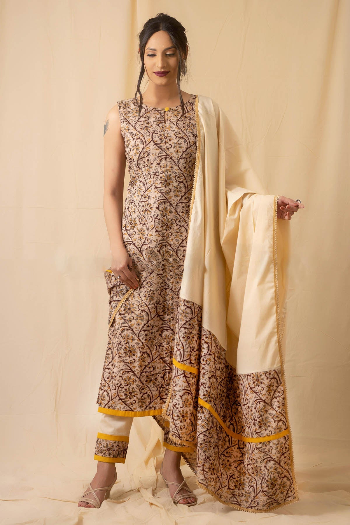 Buy Beige Kalamkari Print Kurta Set for Women Online