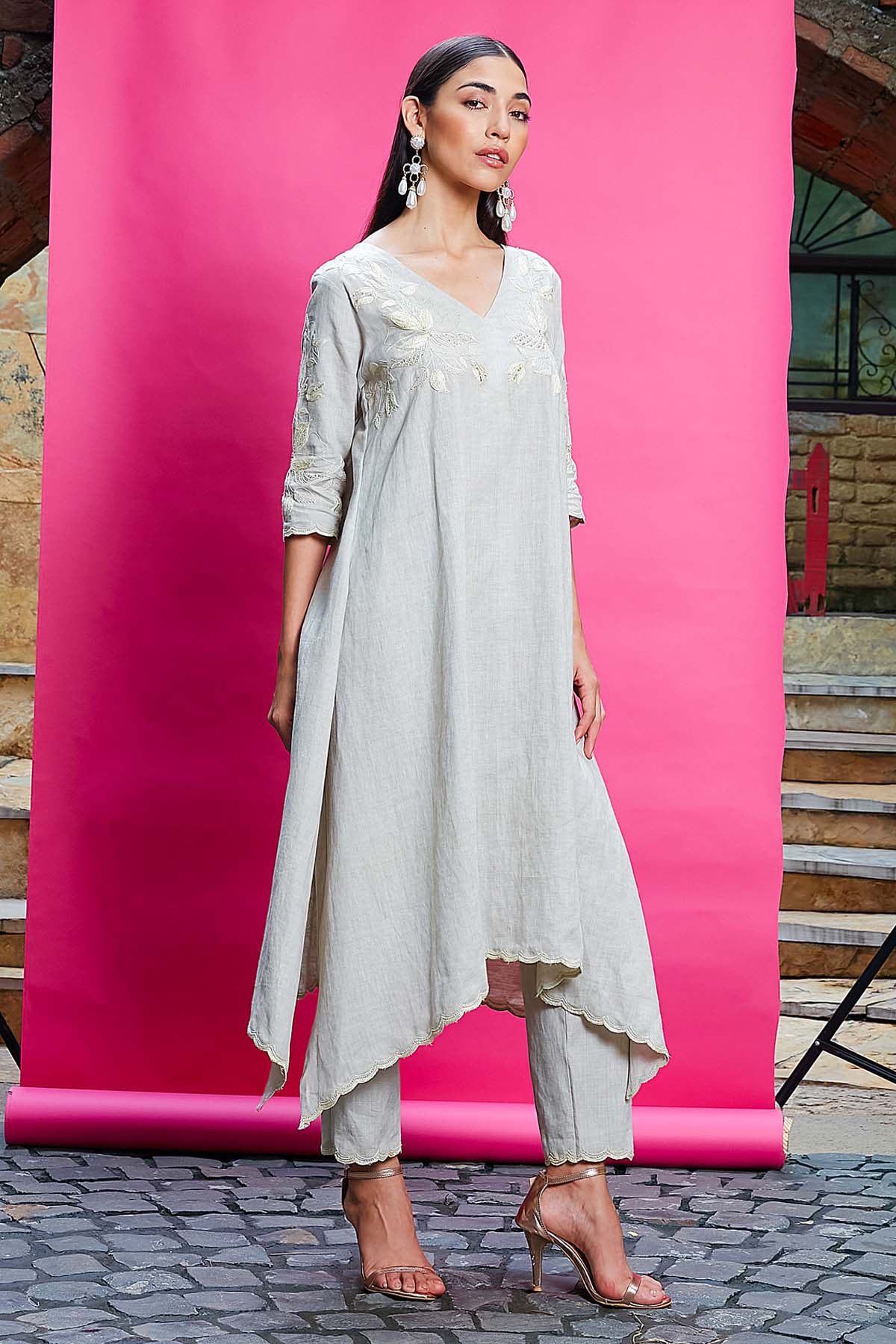 Beige Thread V-Neck Kurta Set