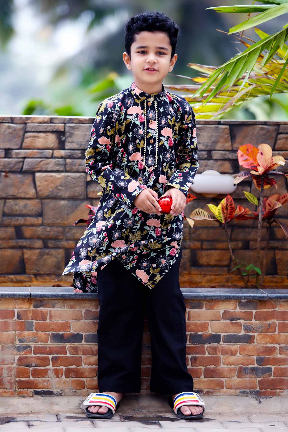 Black Cotton Floral Kurta Pyjama Set
