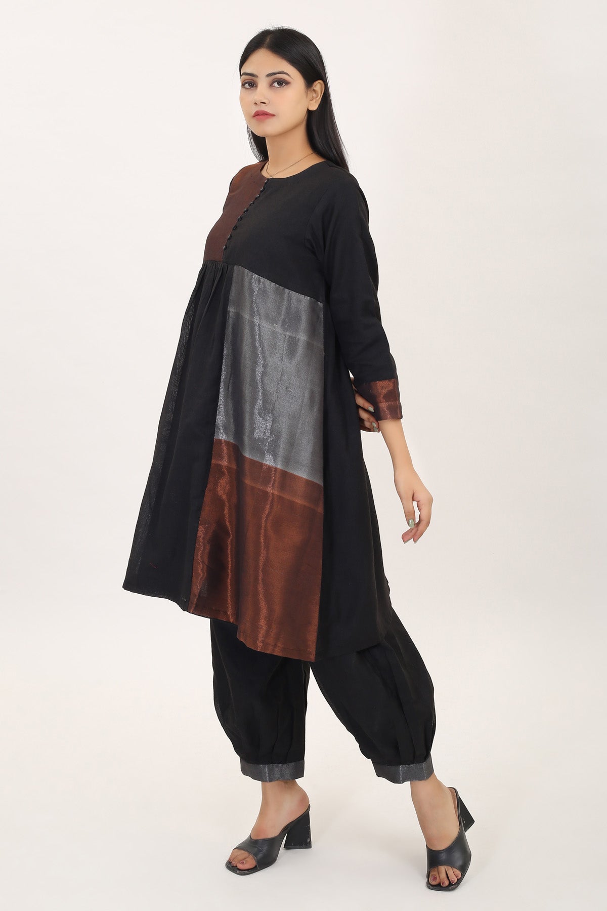 Black Cotton Zari Kurta & Pants