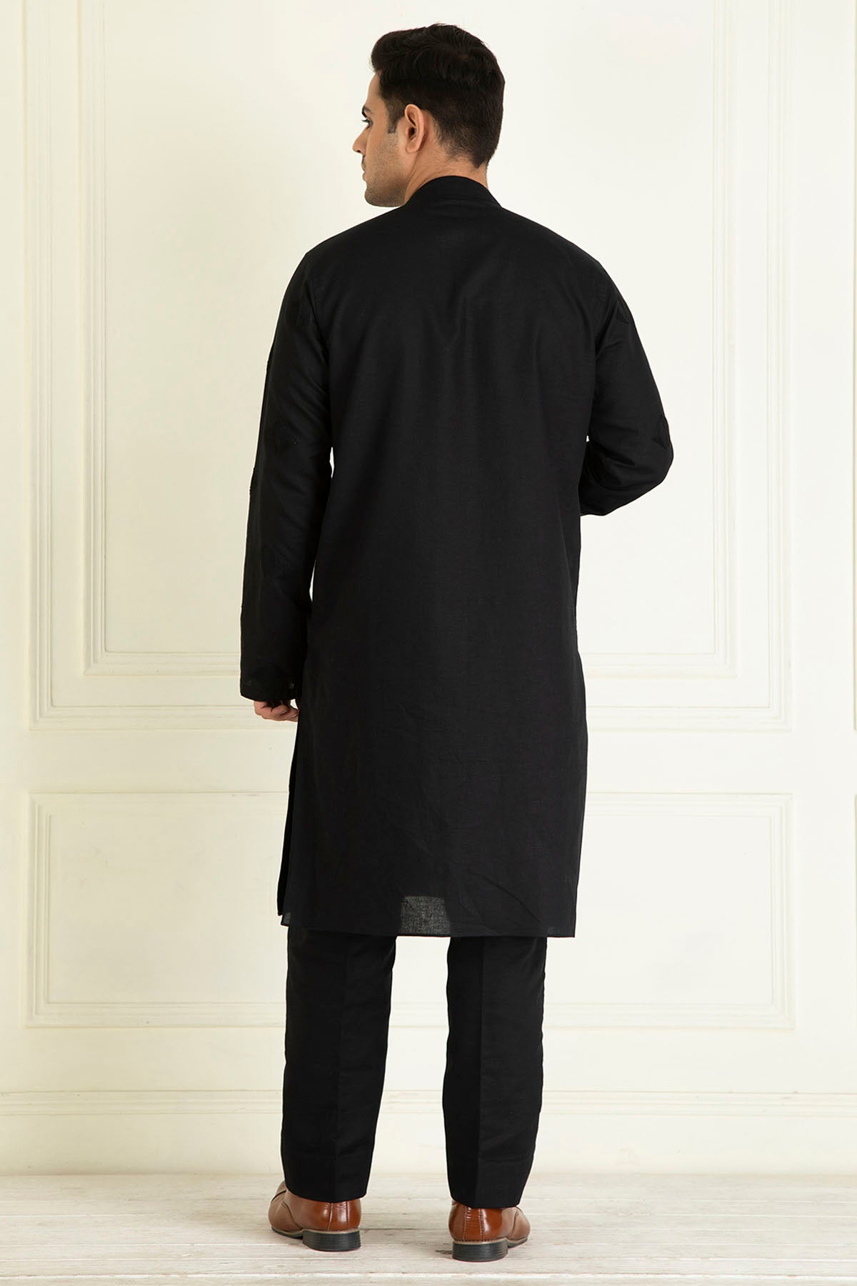 Black Emb Kurta Set