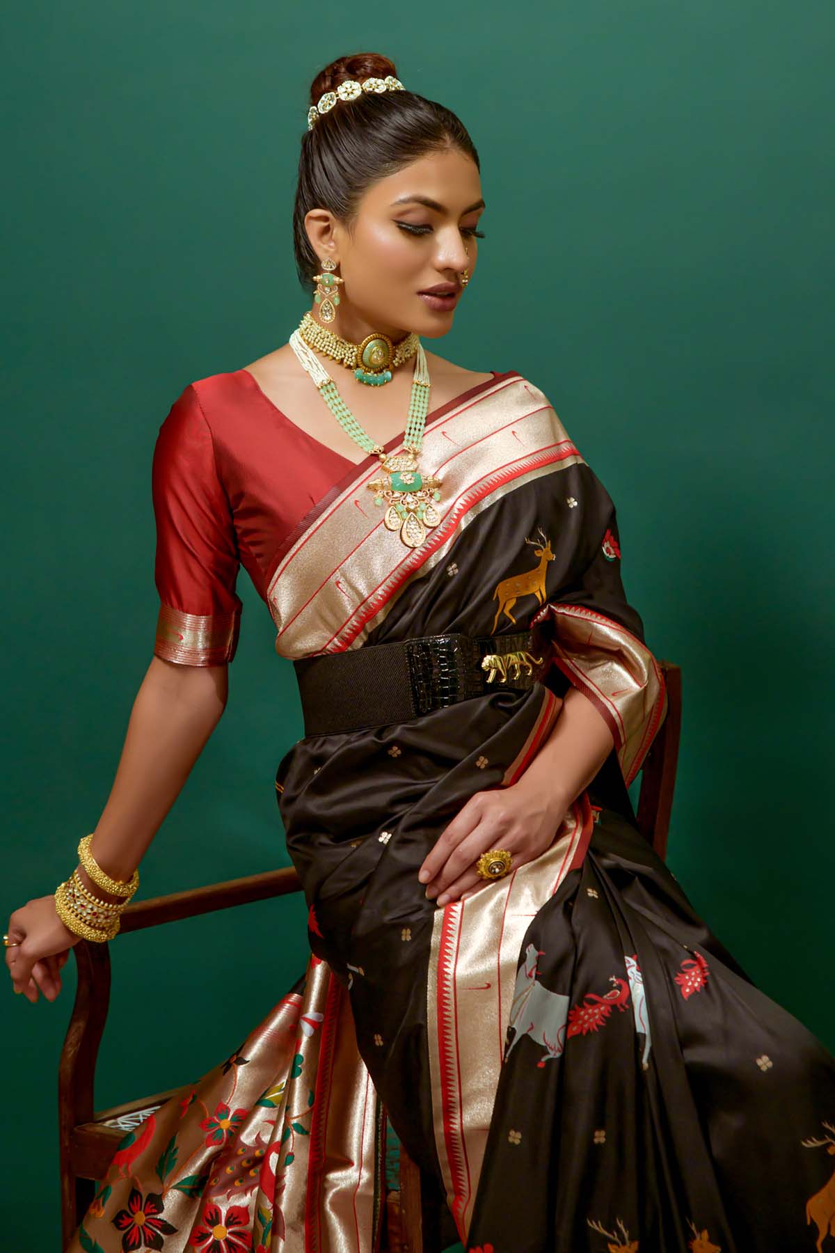 Black Meenakari Paithani Silk Saree