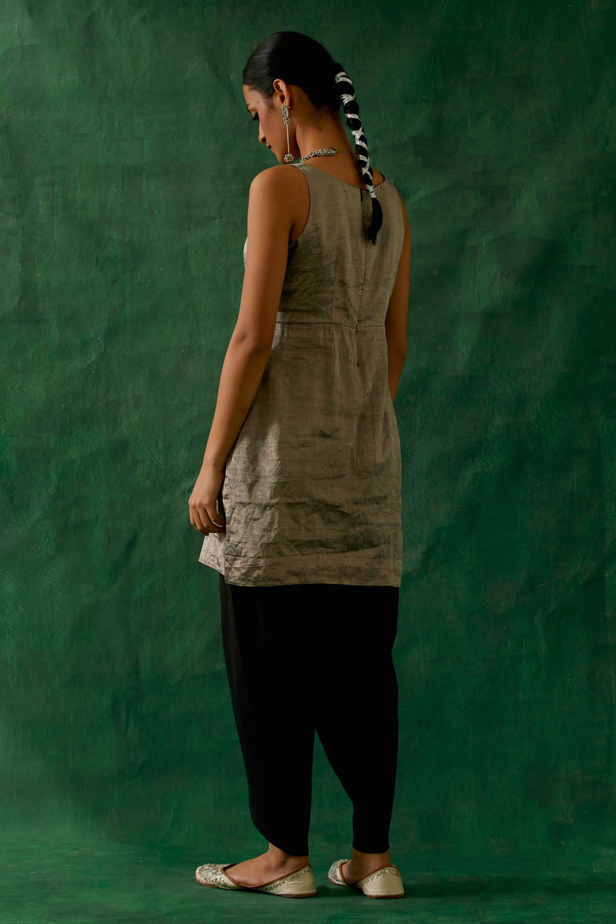 Silver Sleeveless Kurta & Dhoti