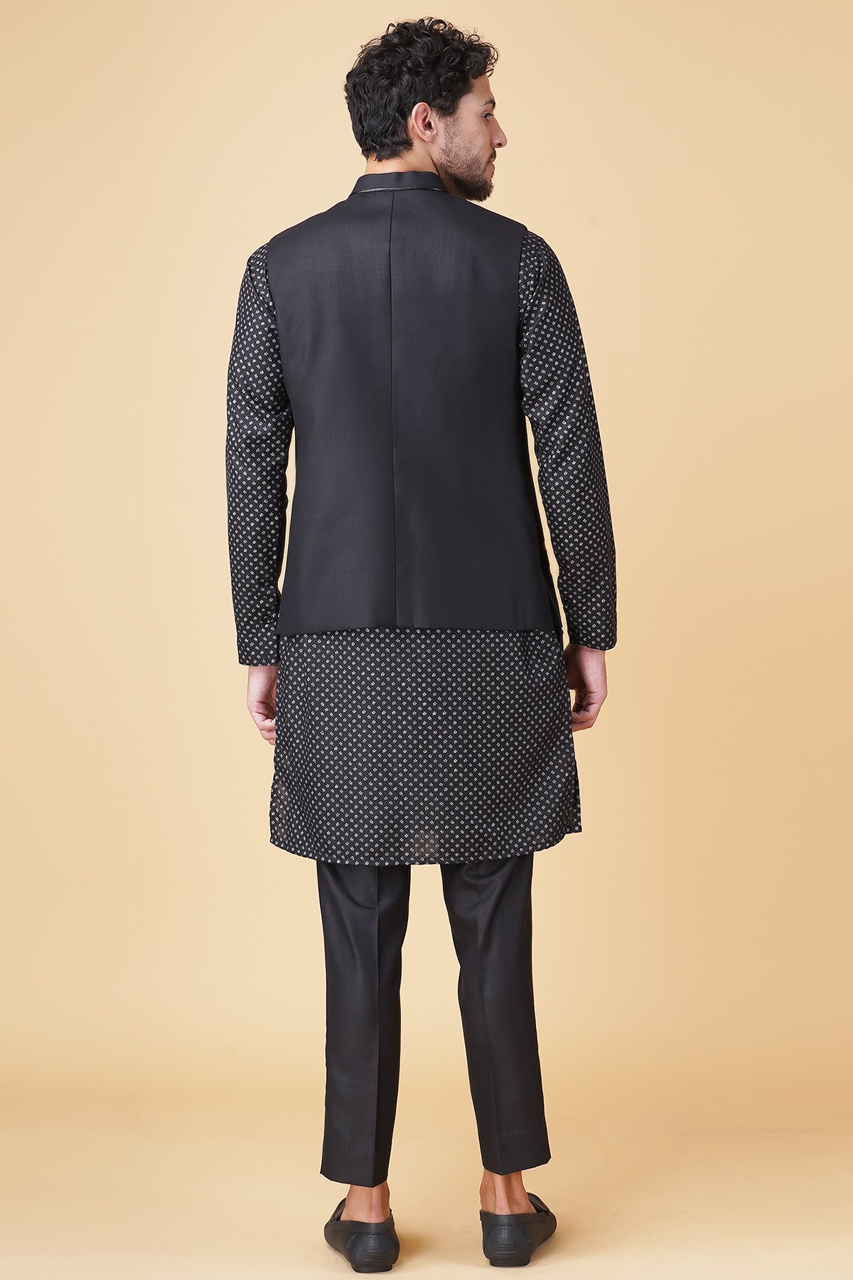 Black Asymmetrical Bundi Set