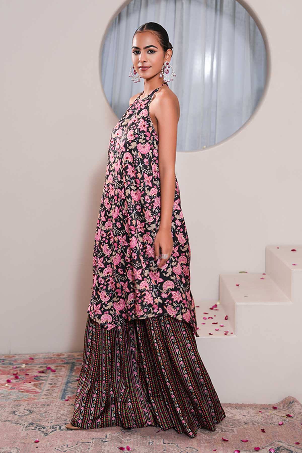 Black Backless Kurta & Gharara