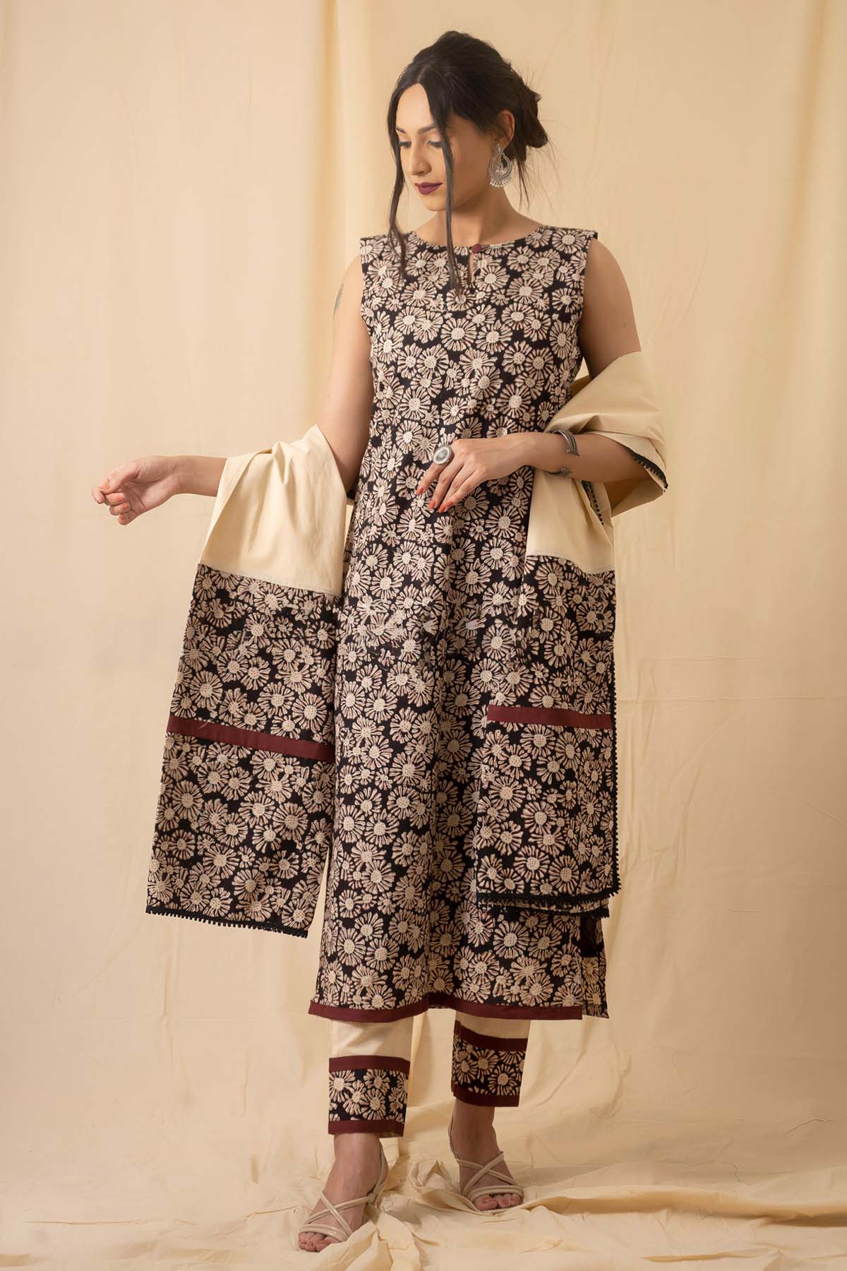 Charu Bhaskar Black Bagru Printed Kurta Set for women online at ScrollnShops