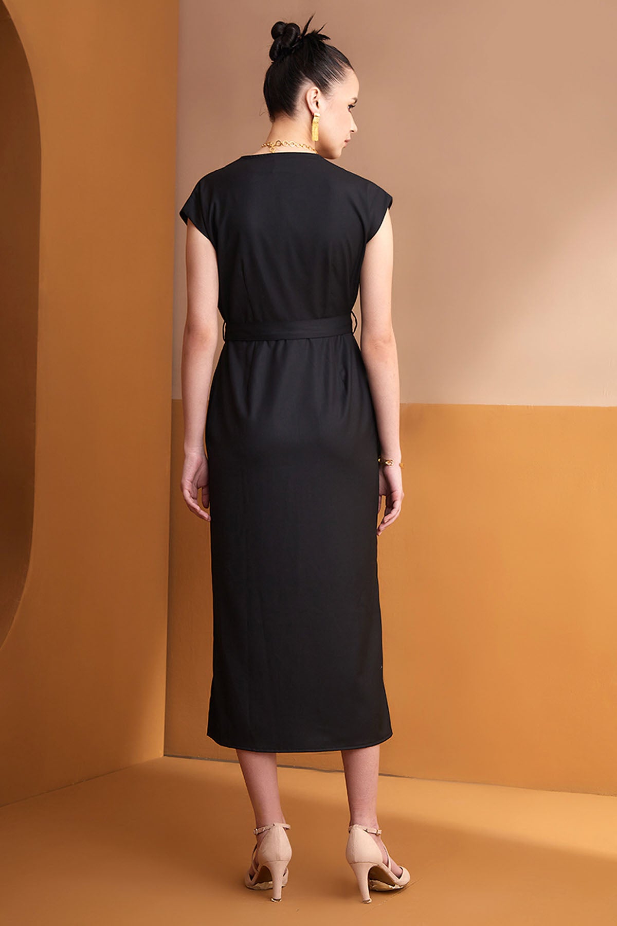 Black Cape Sleeves Midi Dress