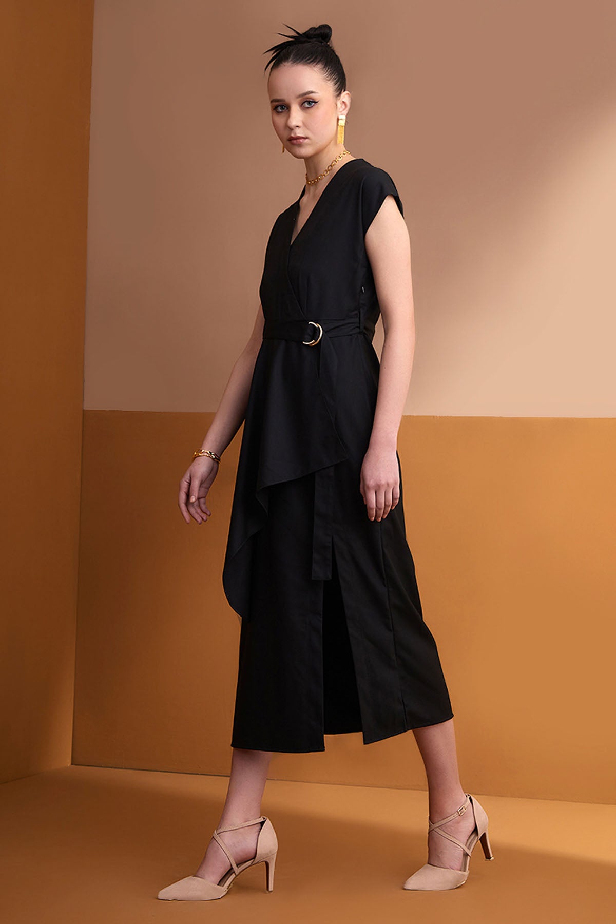 Black Cape Sleeves Midi Dress