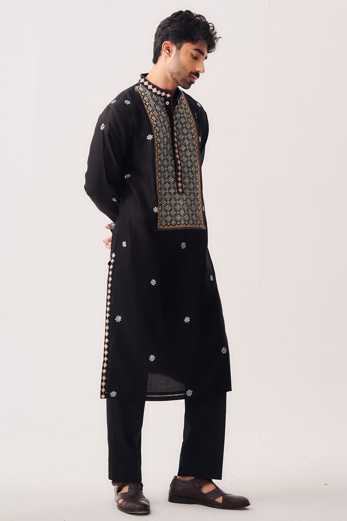 Black Chanderi Kurta And Pants