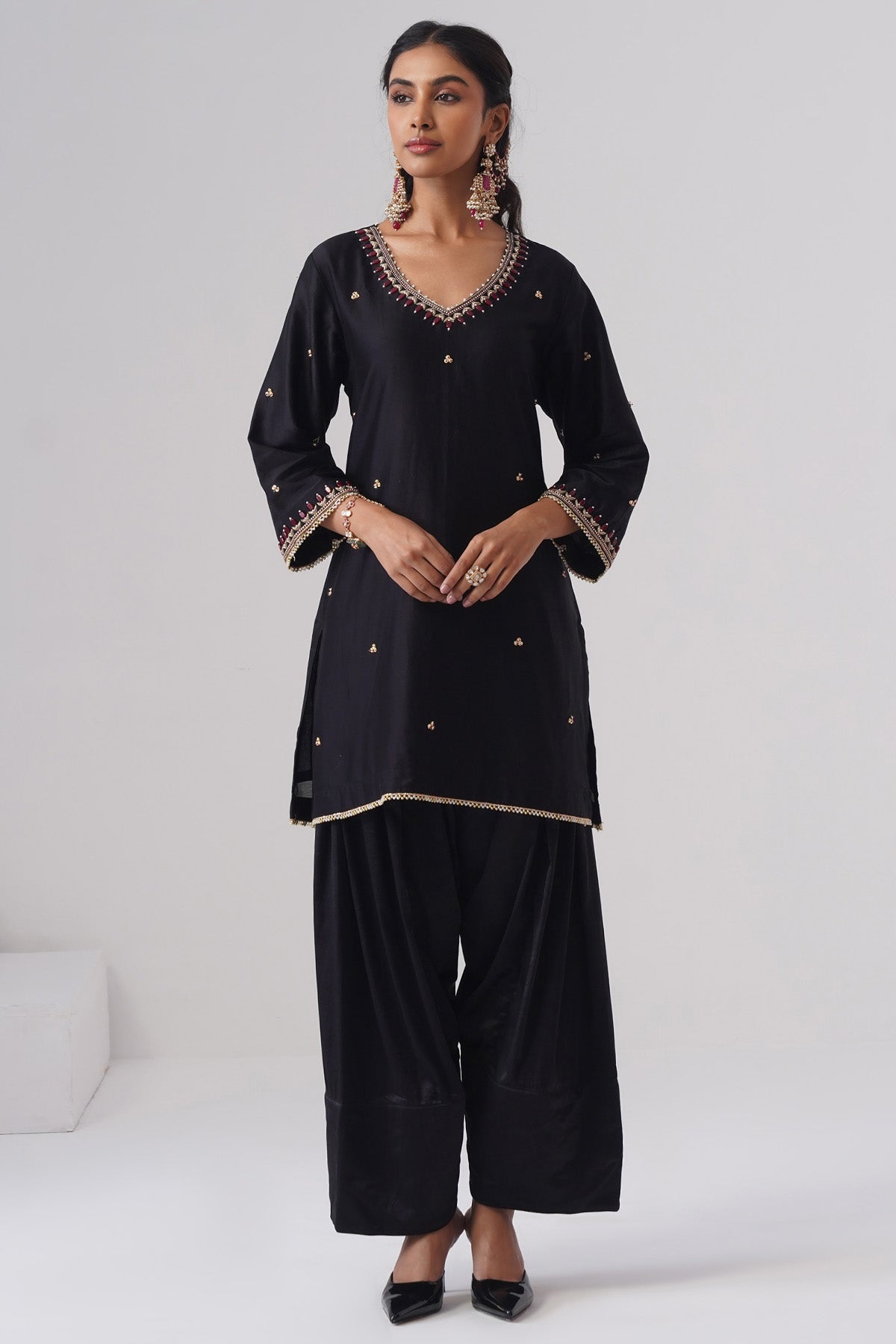 Black Chanderi Pearl Kurta Set