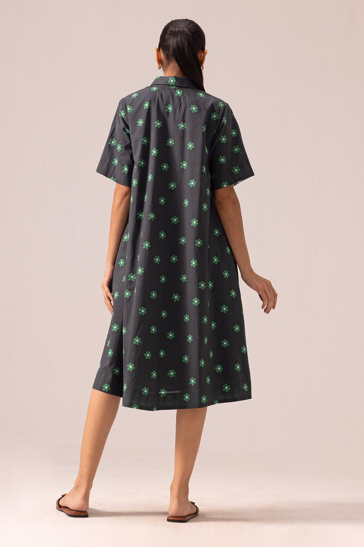 Black Collar Flowy Print Dress