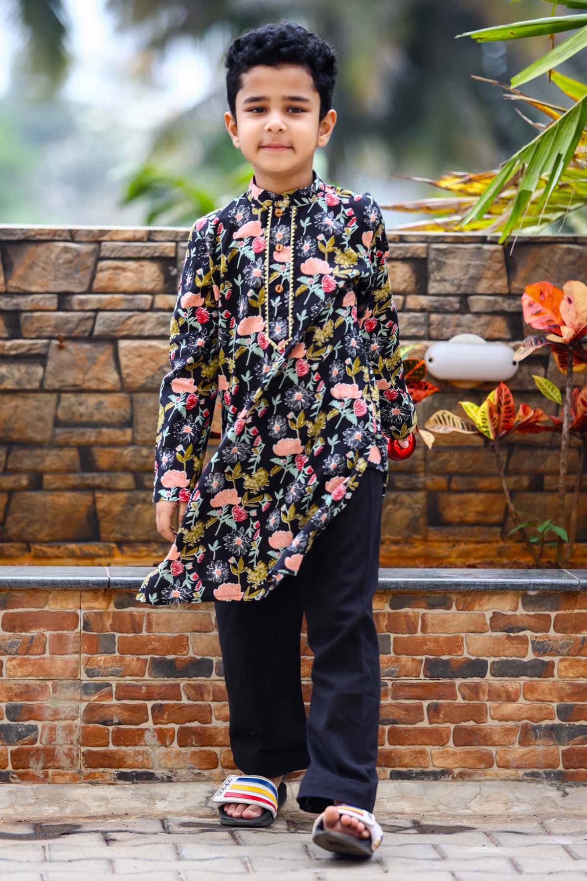 Designer Mamma's Bear Black Cotton Floral Kurta Pyjama Set For Kids (Boys & Girls) Available online at ScrollnShops