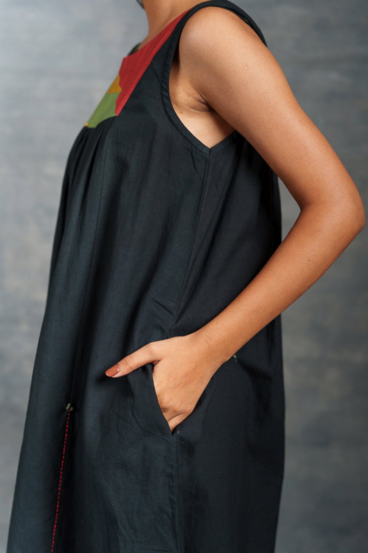 Black Sleeveless Cotton Dress