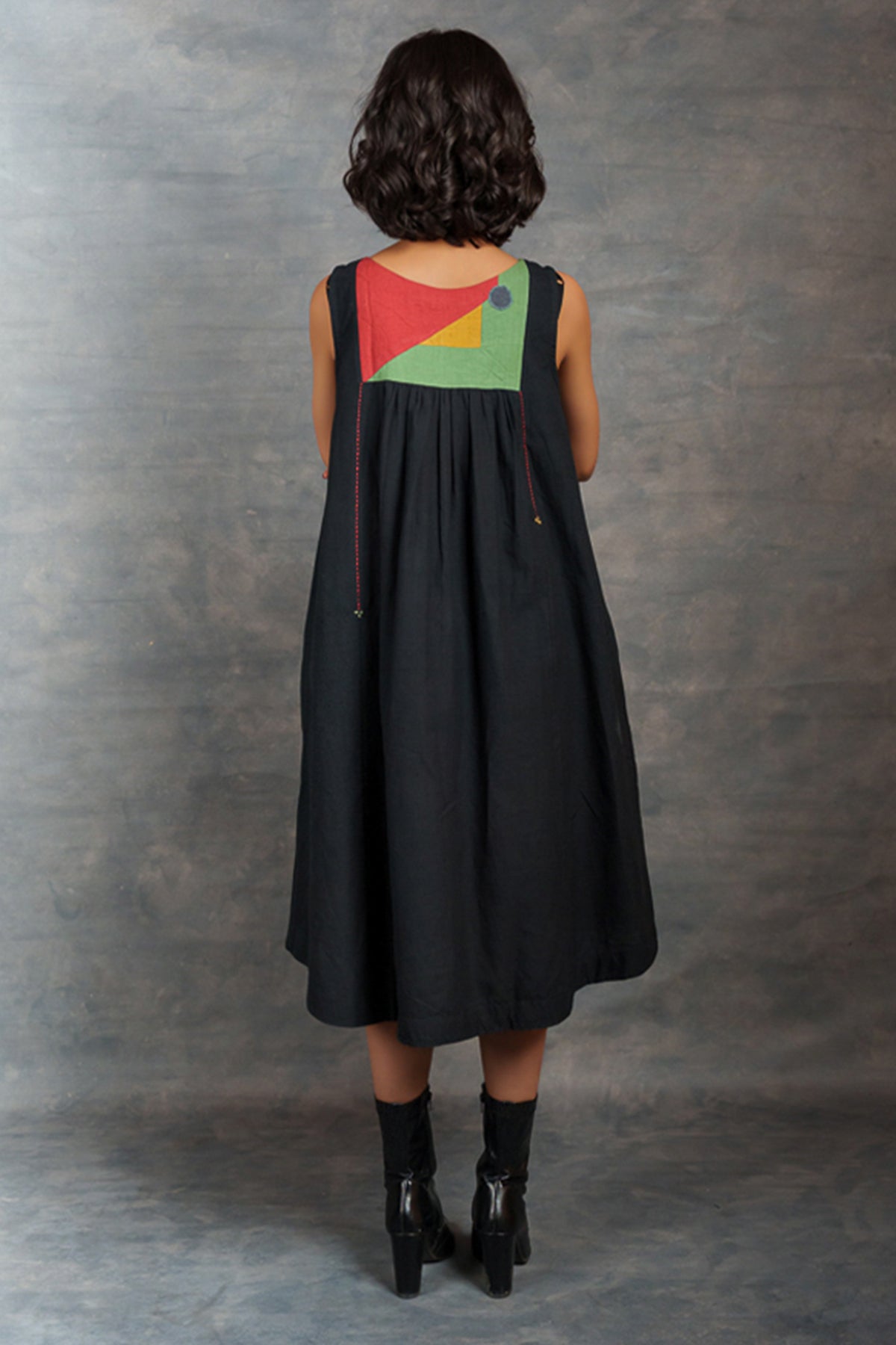 Black Sleeveless Cotton Dress