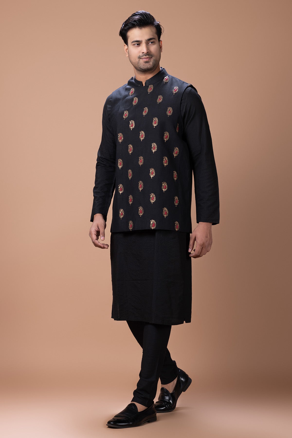 Black Cotton Zardozi Kurta Set