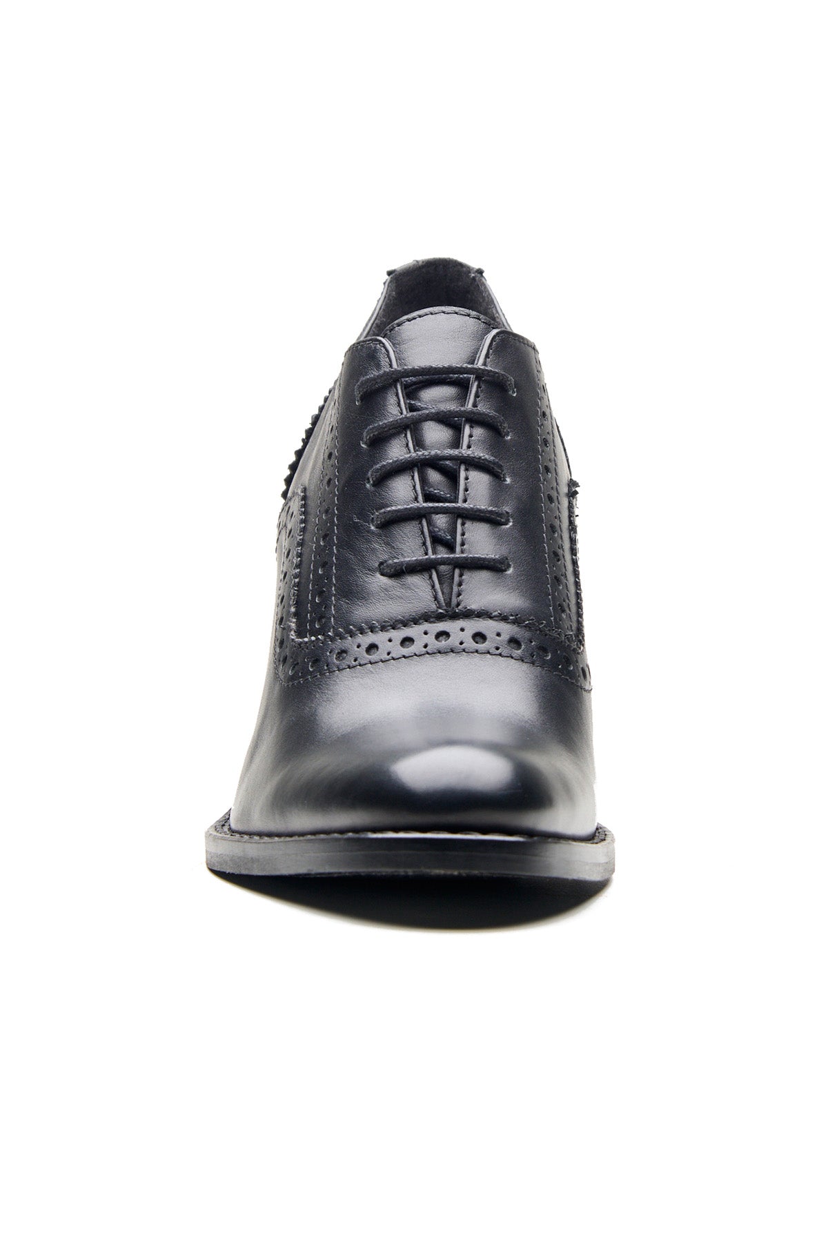 Black Crust Leather Heel Shoes
