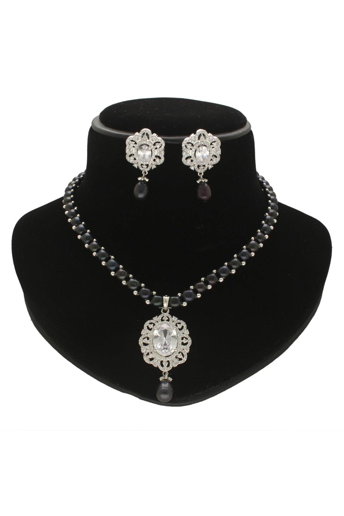 Black Cubic Pearl Necklace Set