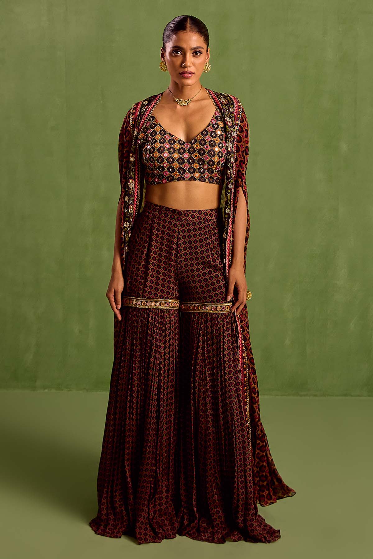 Black Digital Printed Cape Set