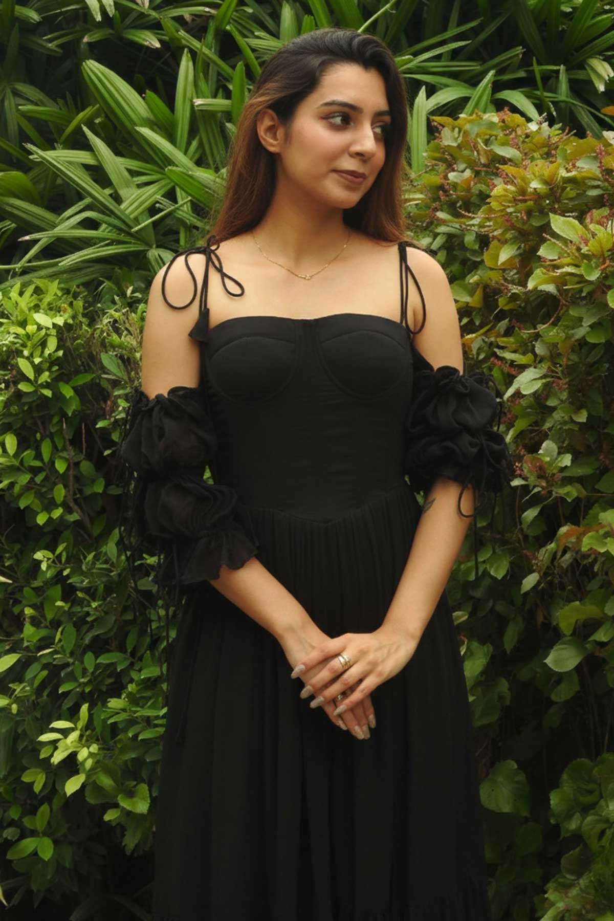 Black Frilled Hem Midi Dress