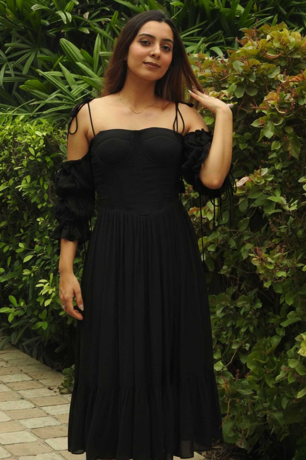 Buy Black Frilled Hem Midi Dress for women by Seoraa online available at scrollnshops