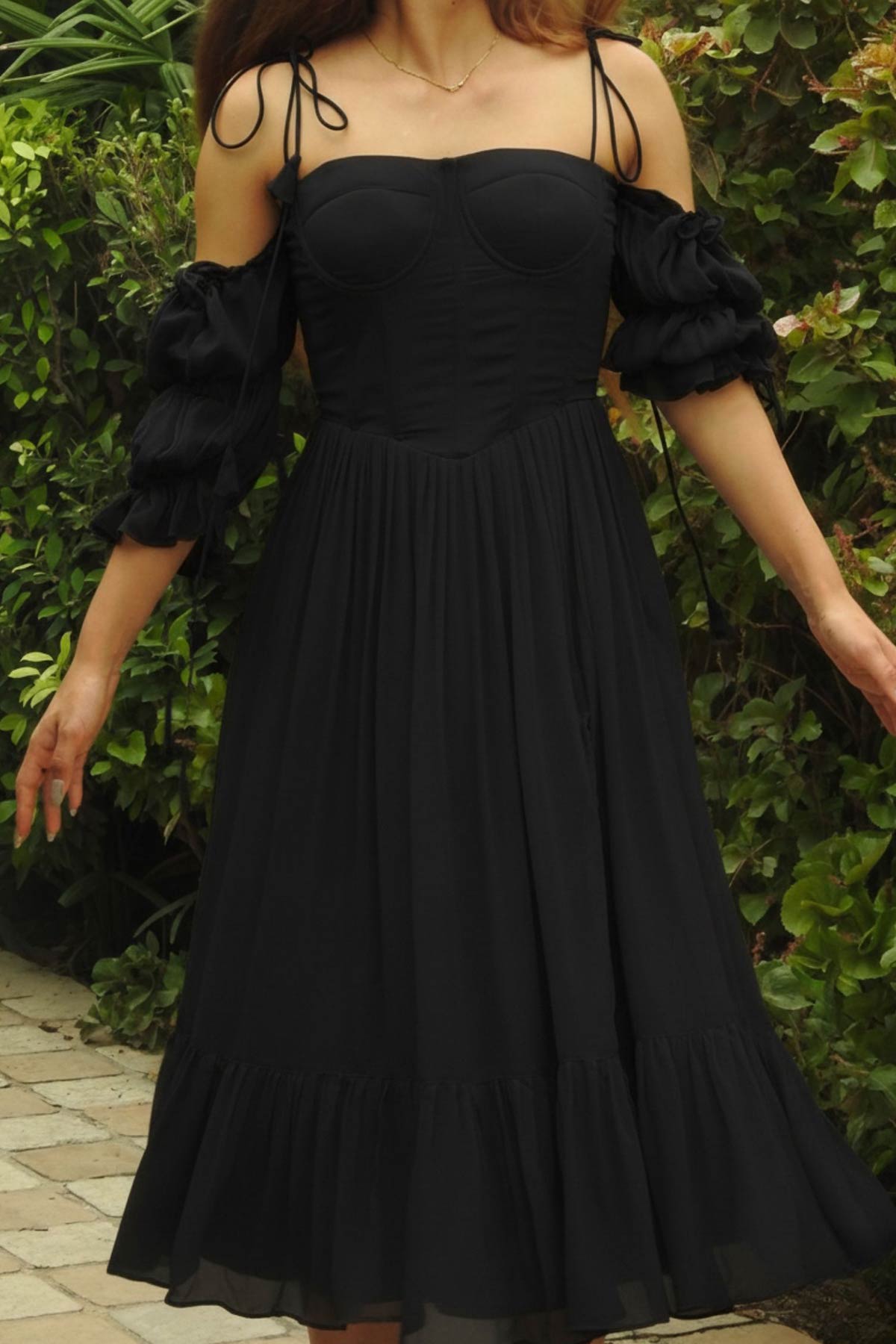 Black Frilled Hem Midi Dress