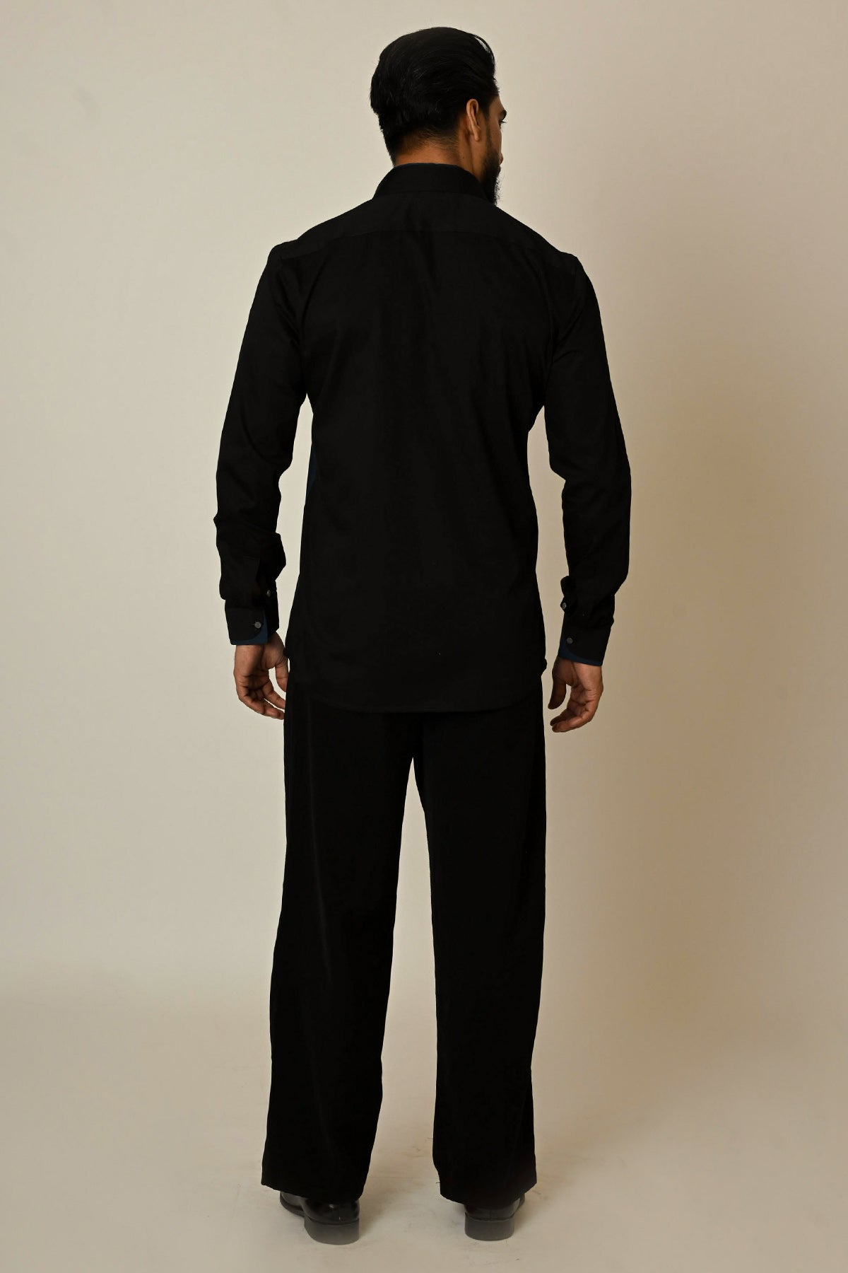 Black Giza Cotton Thread Shirt