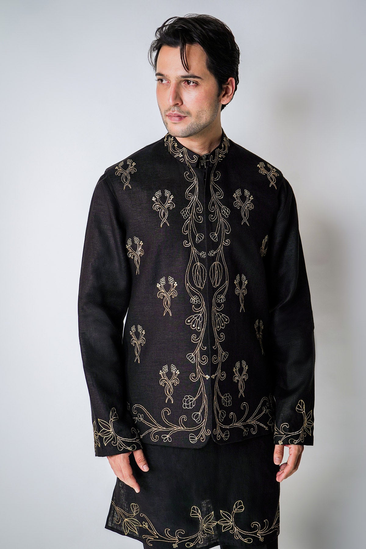 Black Gold Kasab Dori Bundi Set