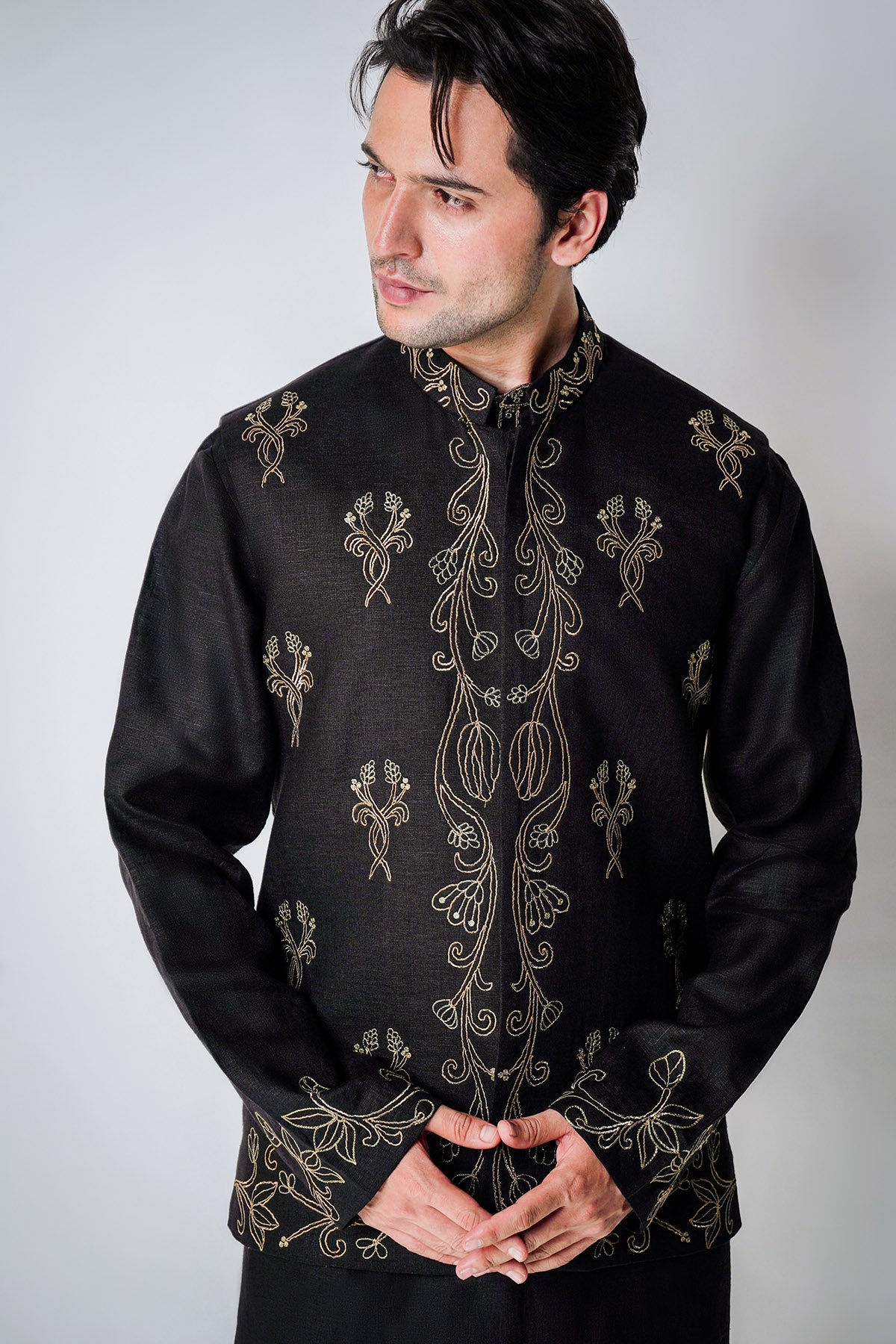 Black Gold Kasab Dori Bundi Set