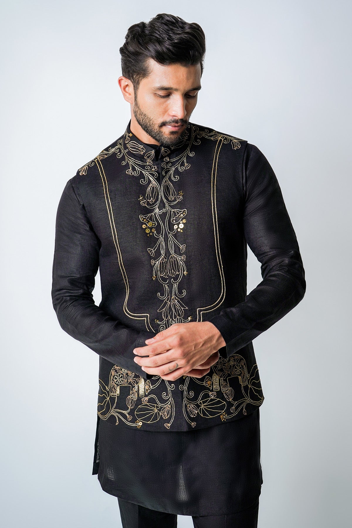 Black Gold Metal Disk Bundi Set