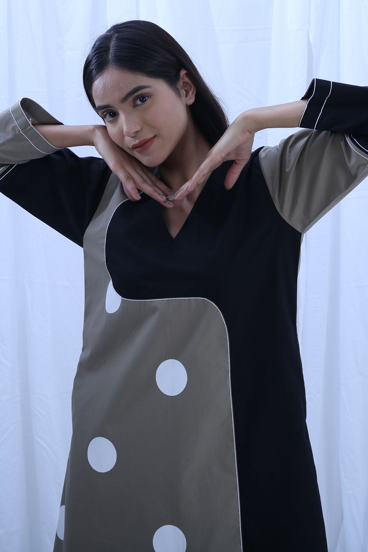 Black & Green V-Neck Kurta Set