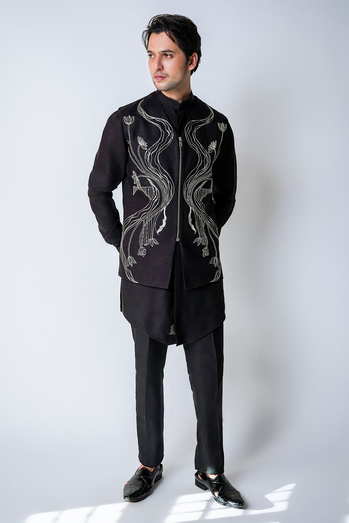 Black Kasab Handwork Bundi Set