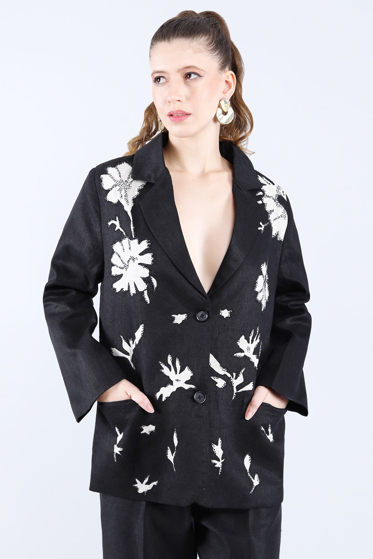 Black Linen Embroidered Blazer