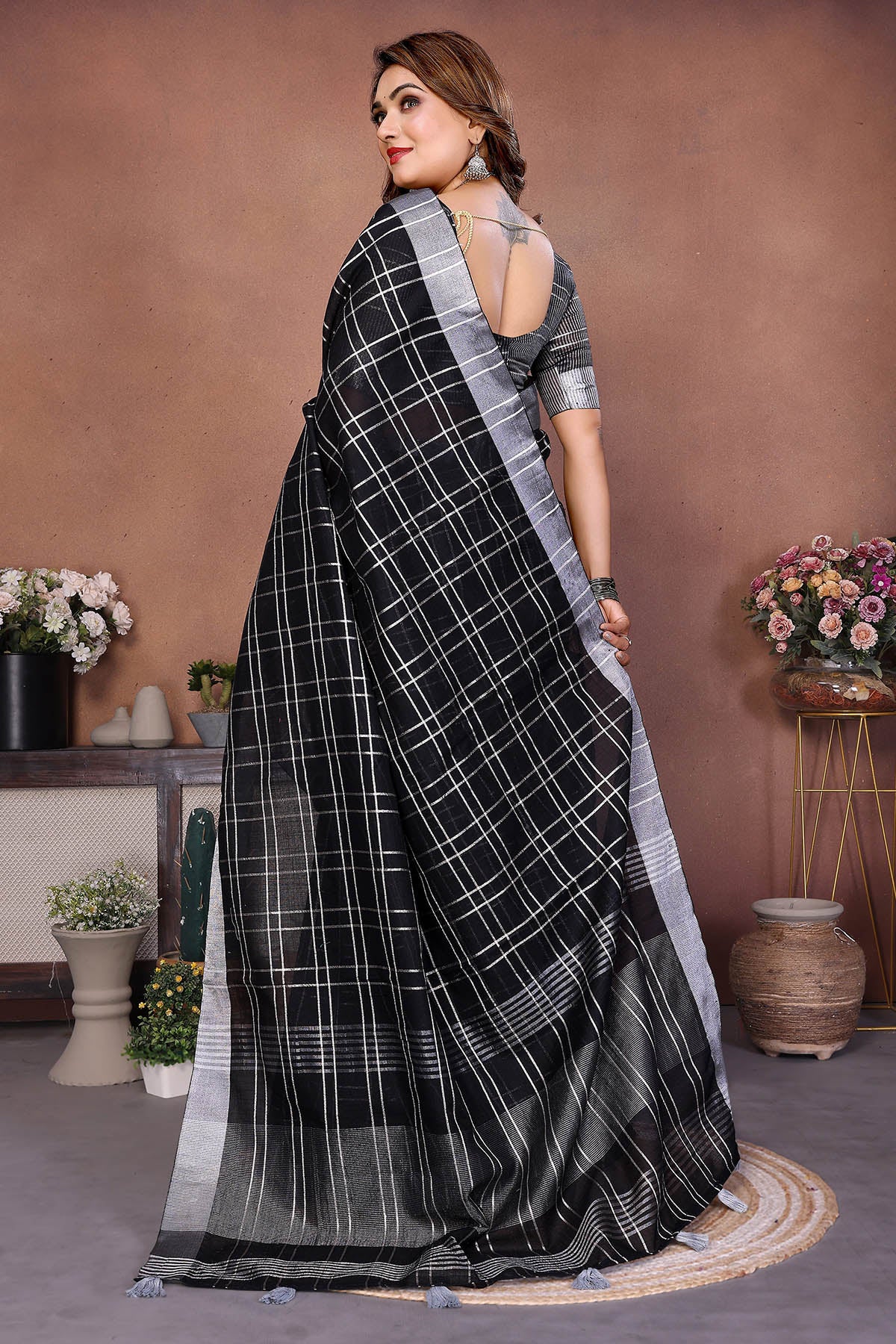 Black Linen Weaving Fancy Saree