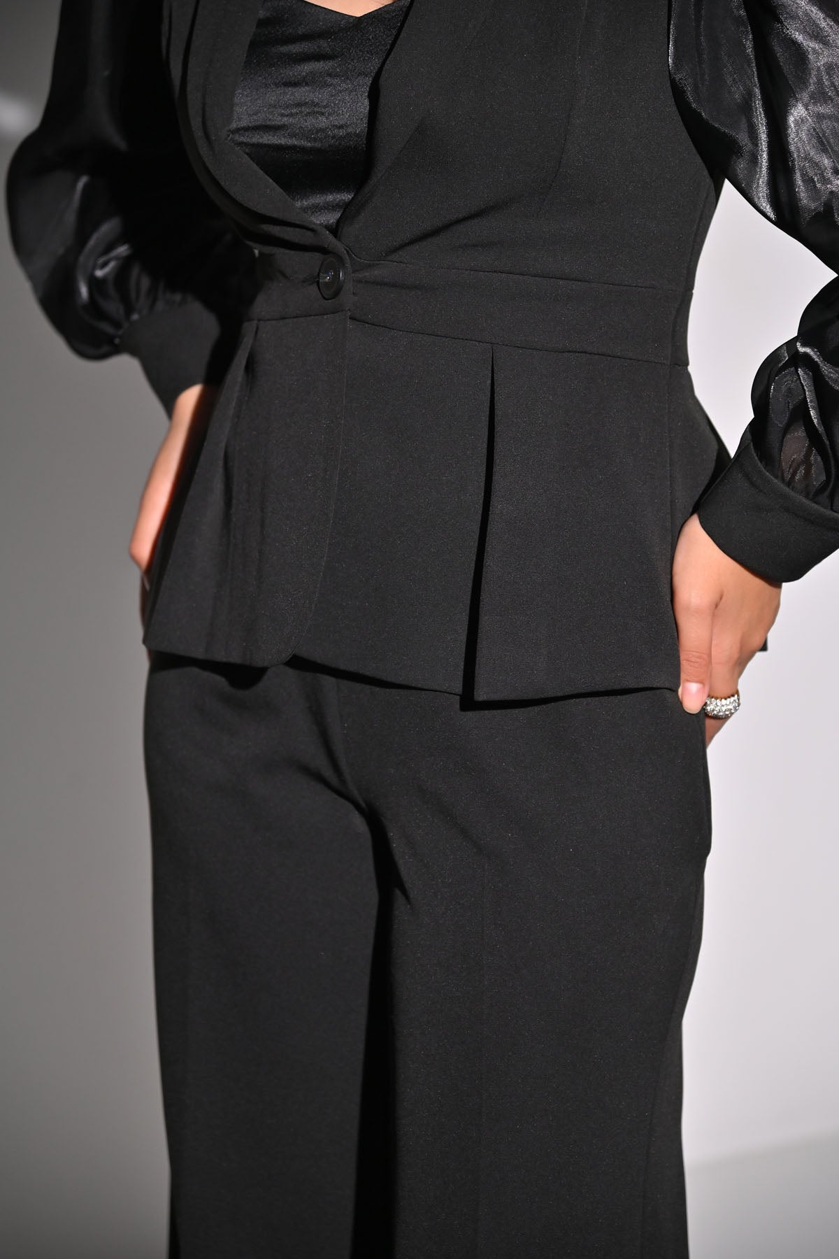 Black Peplum Puff Sleeve Blazer