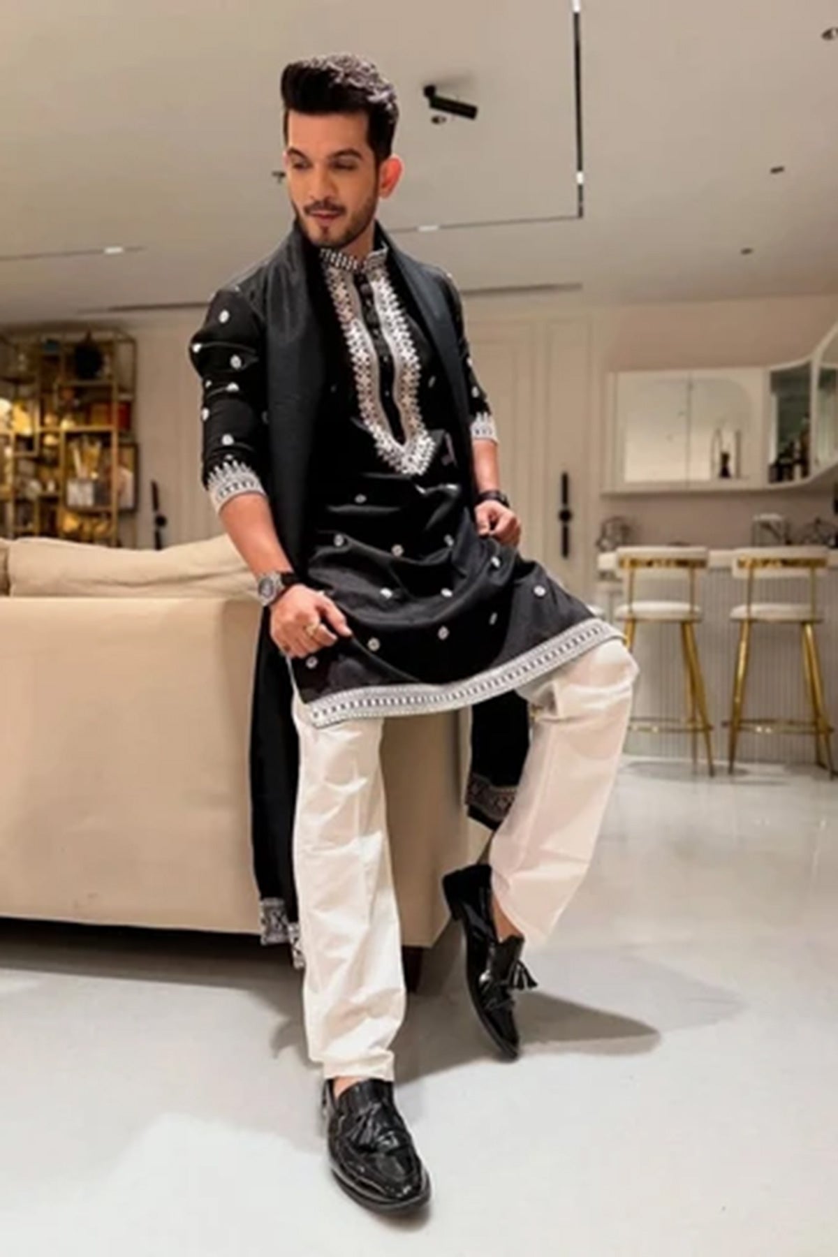 Black Rayon Embroidered Kurta