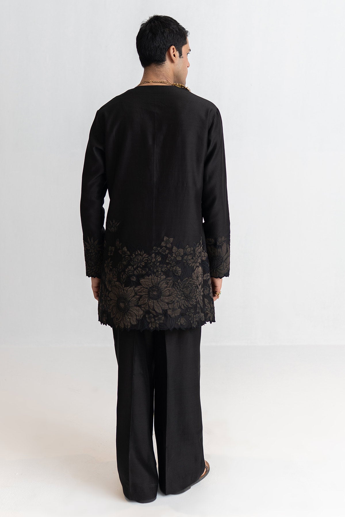 Black Resham Short Kurta & Pant