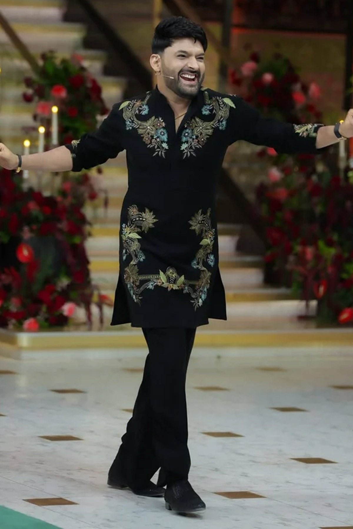 Black S.Lachko Embroidery Kurta