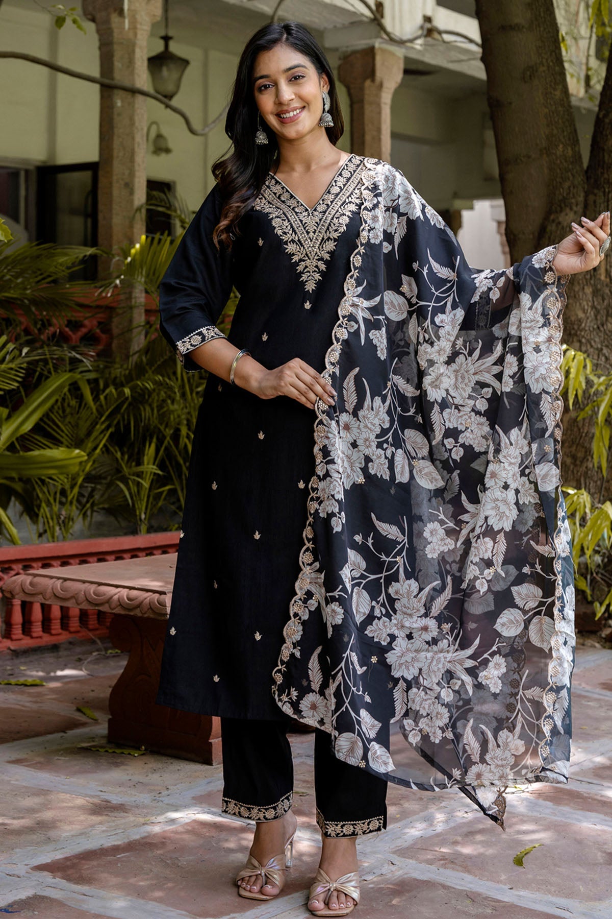 Buy Black Silk Blended Kurta Set for women by Aastha Fashion online available at scrollnshops