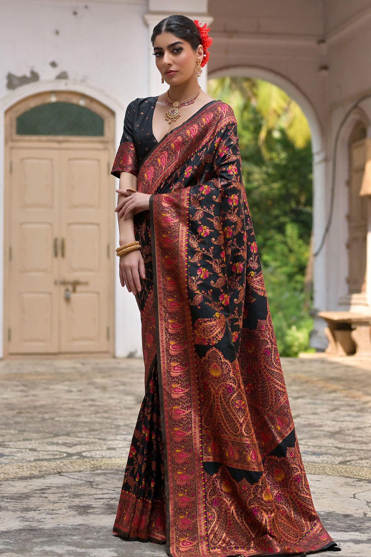 Black Silk Thread Woven Saree