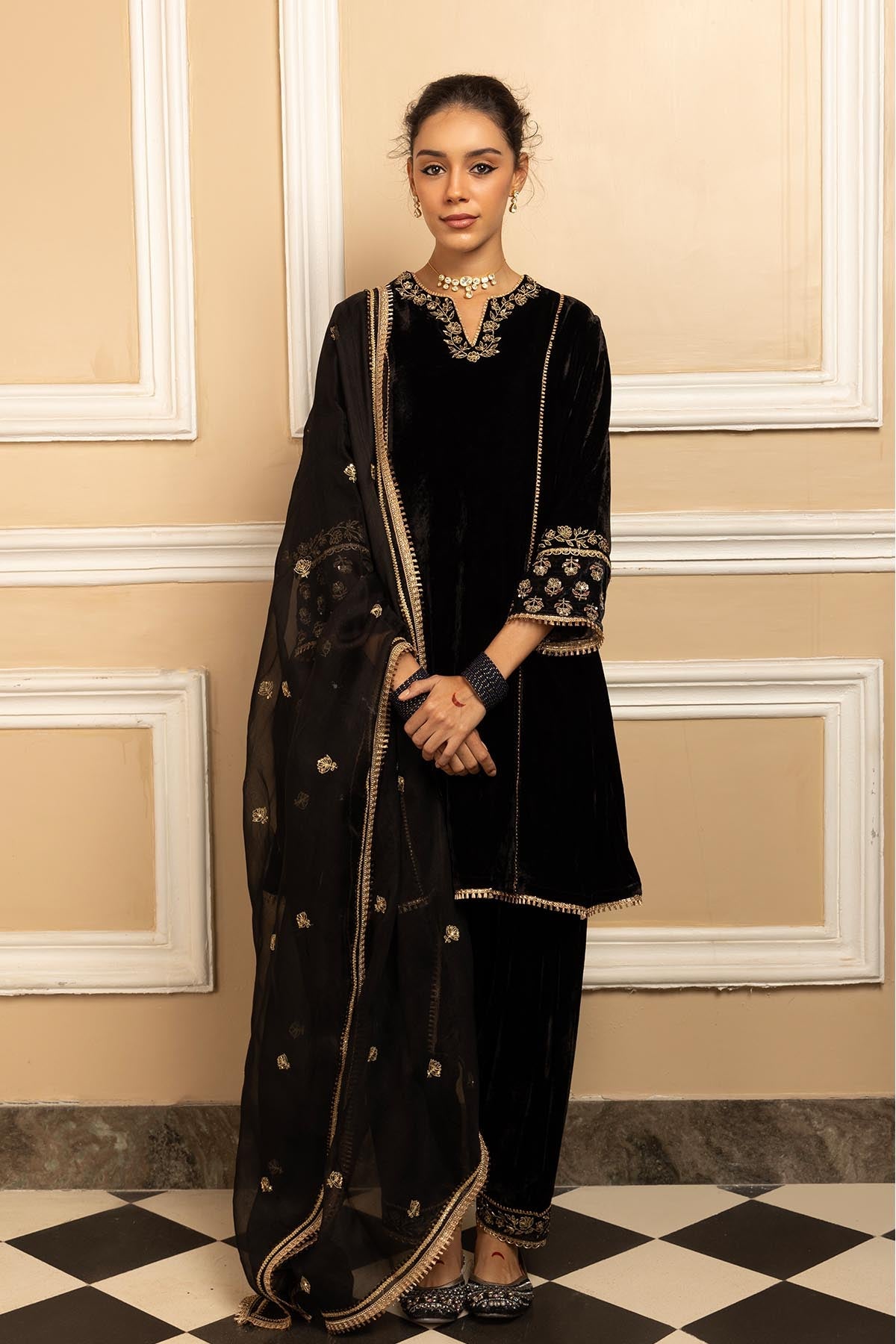 Buy Black Silk Velvet Kurta Set by Dohr India for women online at ScrollnShops